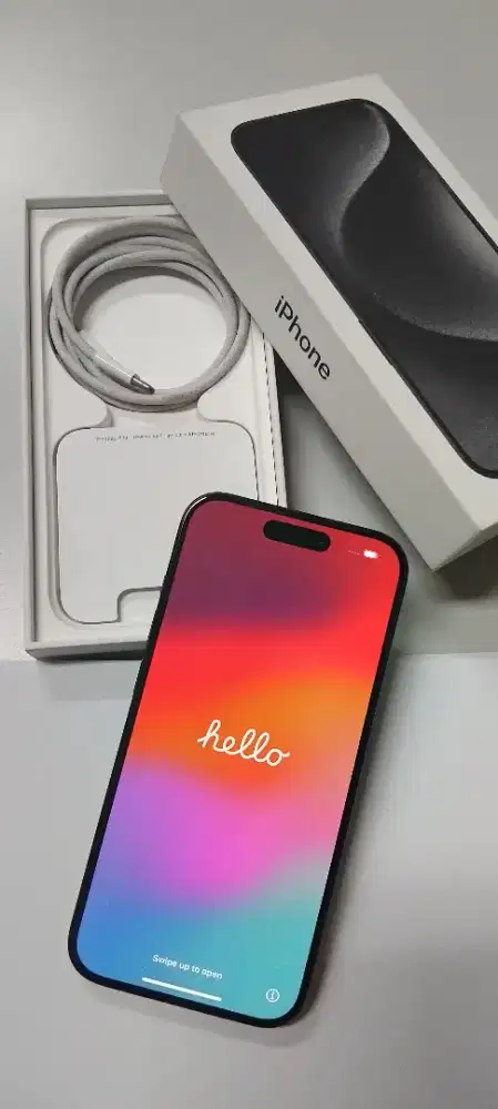 iPhone 15 Pro 128GB Black Titanium (second/bekas)