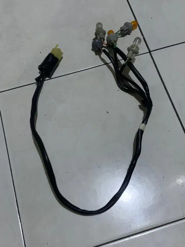 Kabel Lampu Vario Karbu