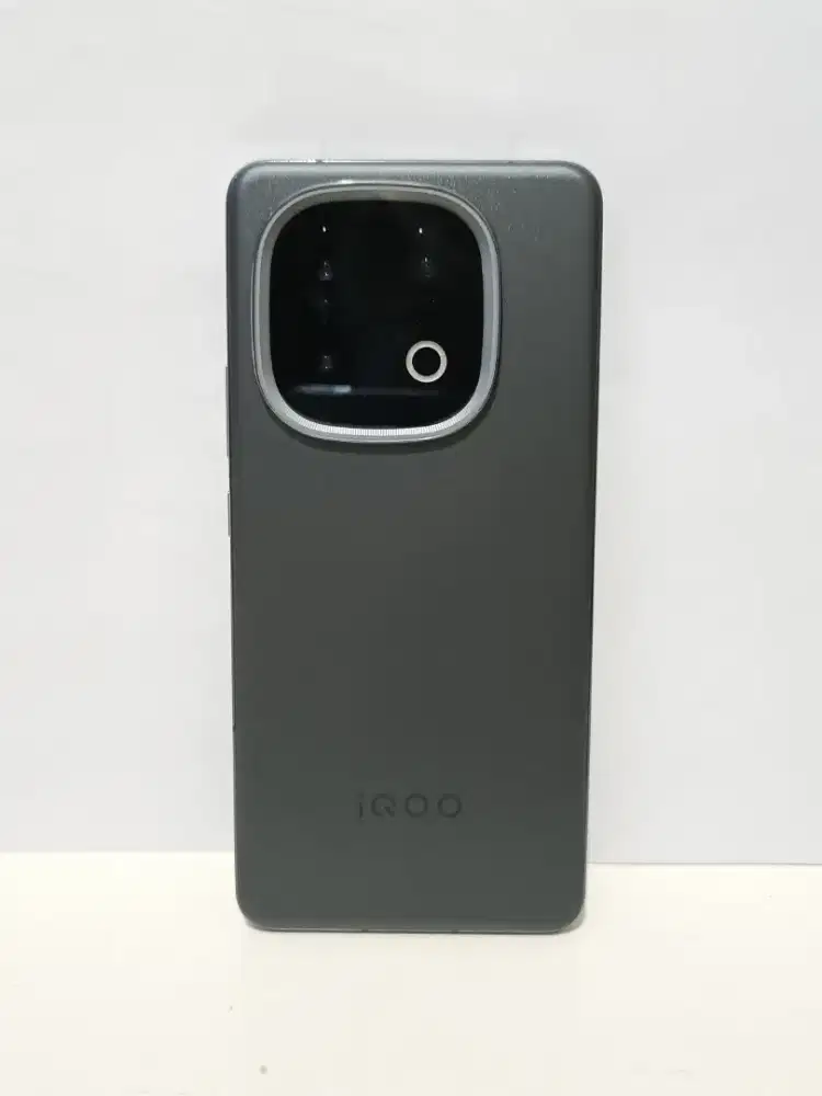 Vivo iqoo second