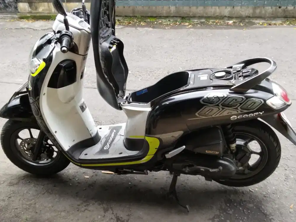 Scoopy THN 2017 plat AB sleman