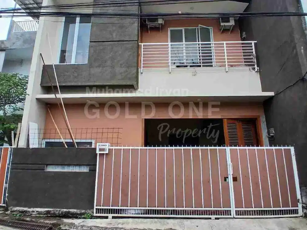 Dijual Rumah 2 Lantai Dekat Tol Joglo, Kembangan, Jakarta Barat