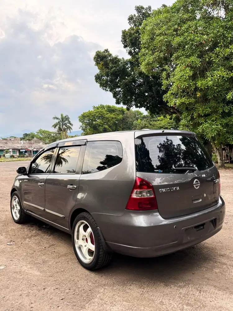 Nissan Livina 2013 Bensin