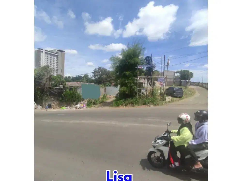 HADAP JALAN UTAMA KAVLING SURAT SHM DEKAT PINTU MASUK TOLL 720 METER