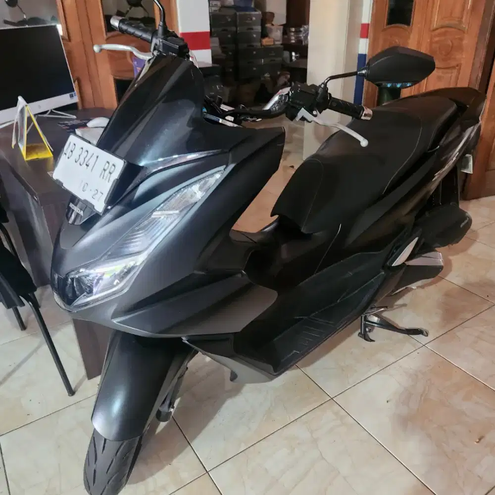 Pcx 160 cbs hitam doff 2023 Gbm bisa tunai atau kredit