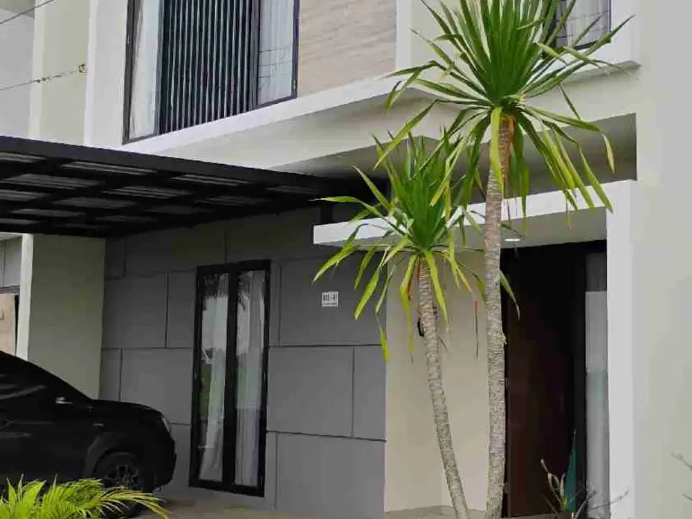 Dijual rumah semi furnished 2 lantai siap huni di Krian Sidoarjo