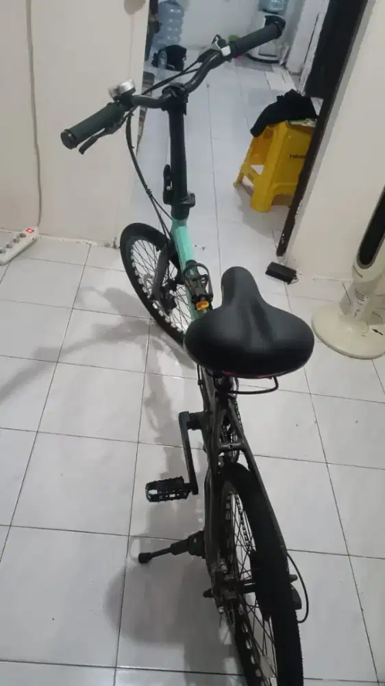 Sepeda lipat pacific