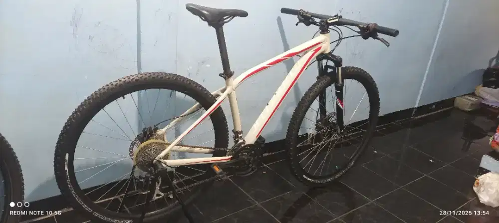 sepeda mtb specialized rockhopper 29inch original