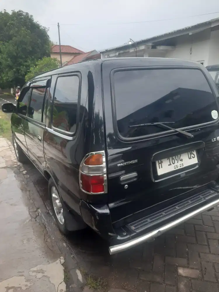 Isuzu Elf Minibus 2021 Diesel