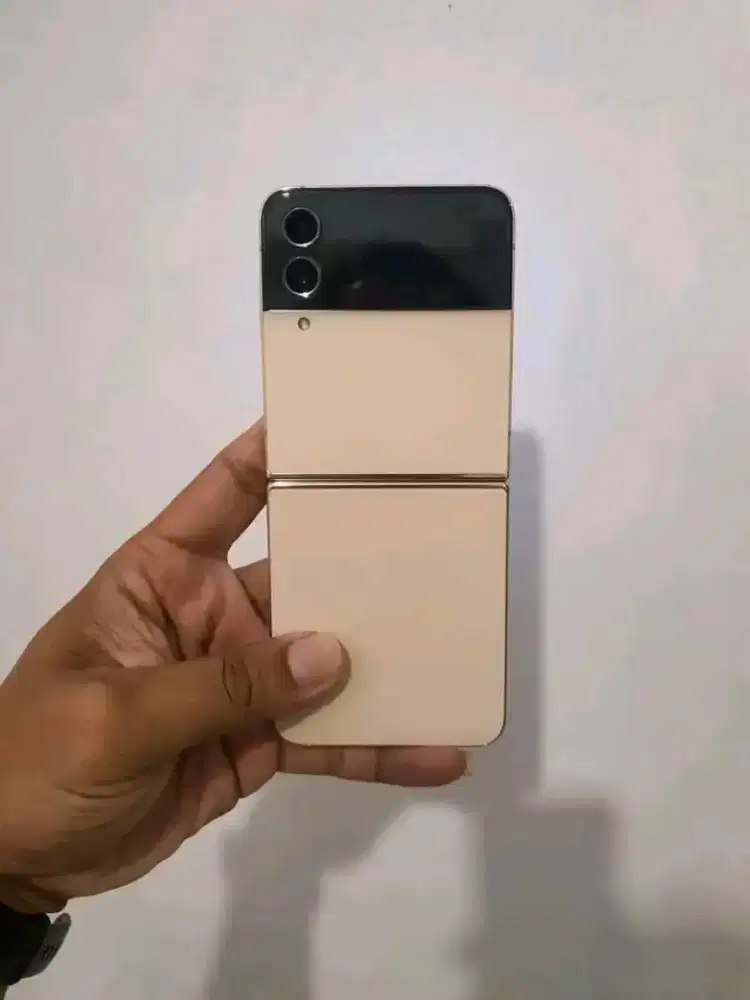 Samsung Galaxy Zflip 4 5G 8/256Gb