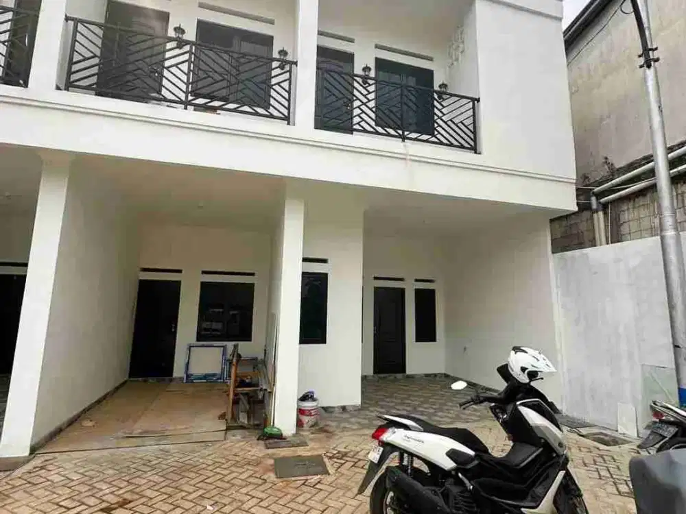 Rumah Baru, Murah Siap huni (Aps) di Kramat jati Jakarta Timur cluster Dekat Condet