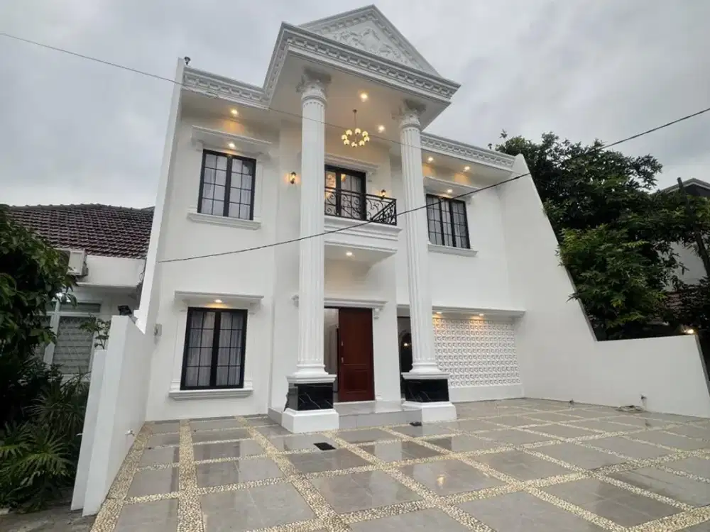 DIJUAL RUMAH PREMIUM 3 LANTAI VIEW BAGUS HARGA NEGO SENTUL CITY SSR805