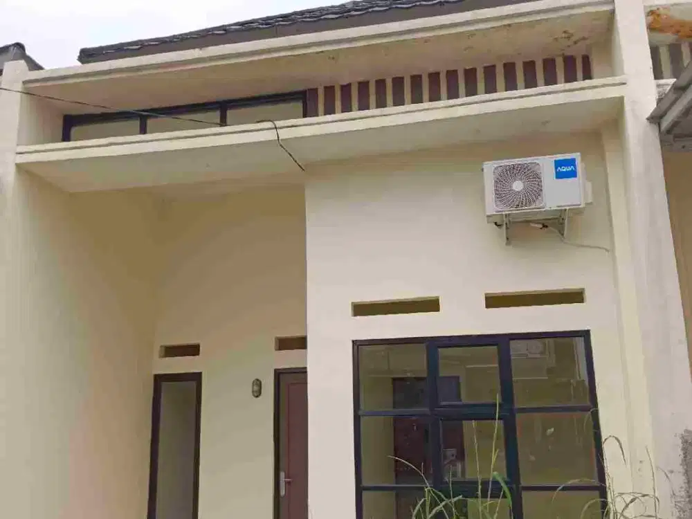 Rumah siap ada indent apalagi layoutnya suka-suka designnya free lagi dekat stasiun Bojonggede dan stadion Pakansari