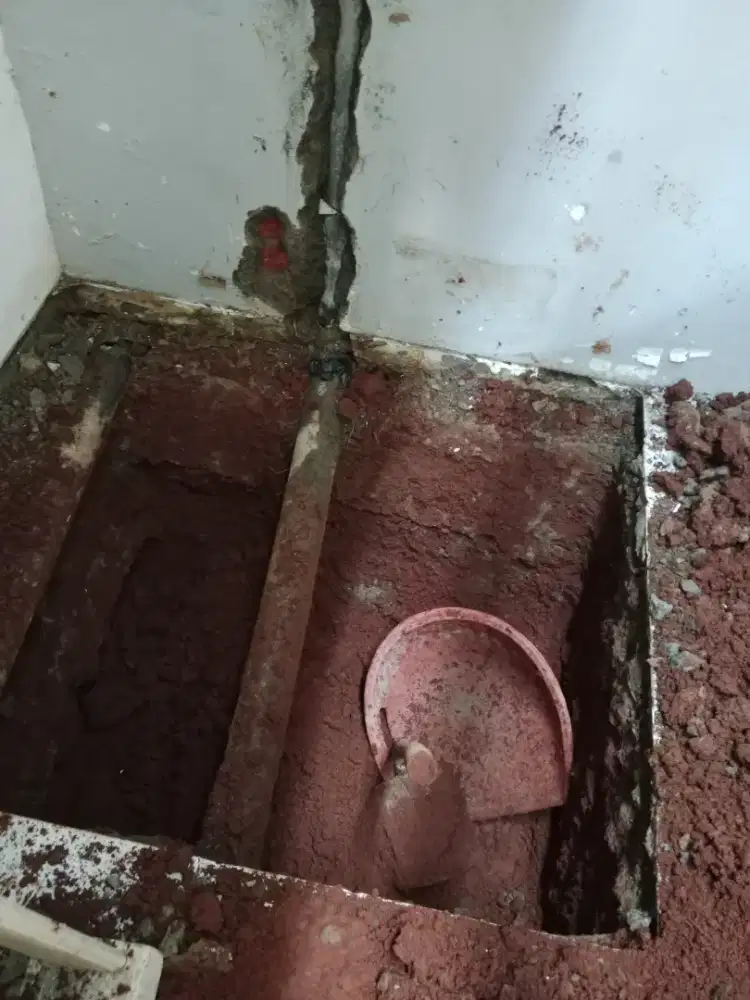 tukang gali &tukang bangun rumah