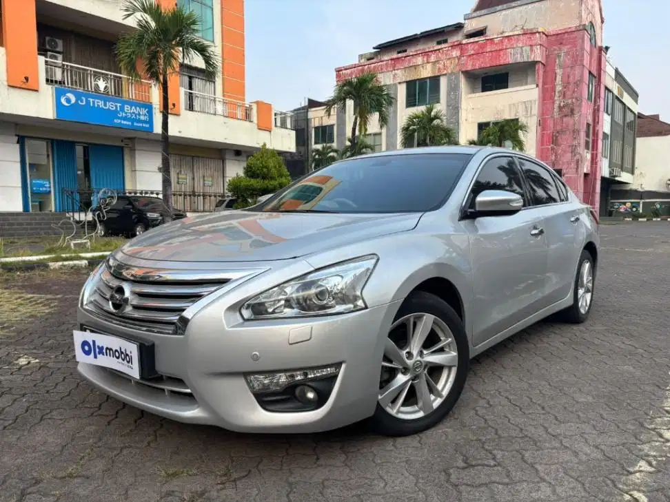 Pajak Panjang - Nissan Teana 2.5 Bensin-AT 2015 Silver