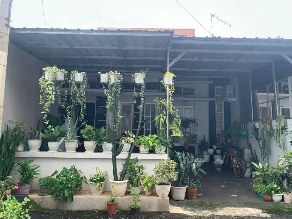 Rumah Hadap Selatan LT 105 SHM 7 Mnt ke Mall Plaza Cibubur J-32683