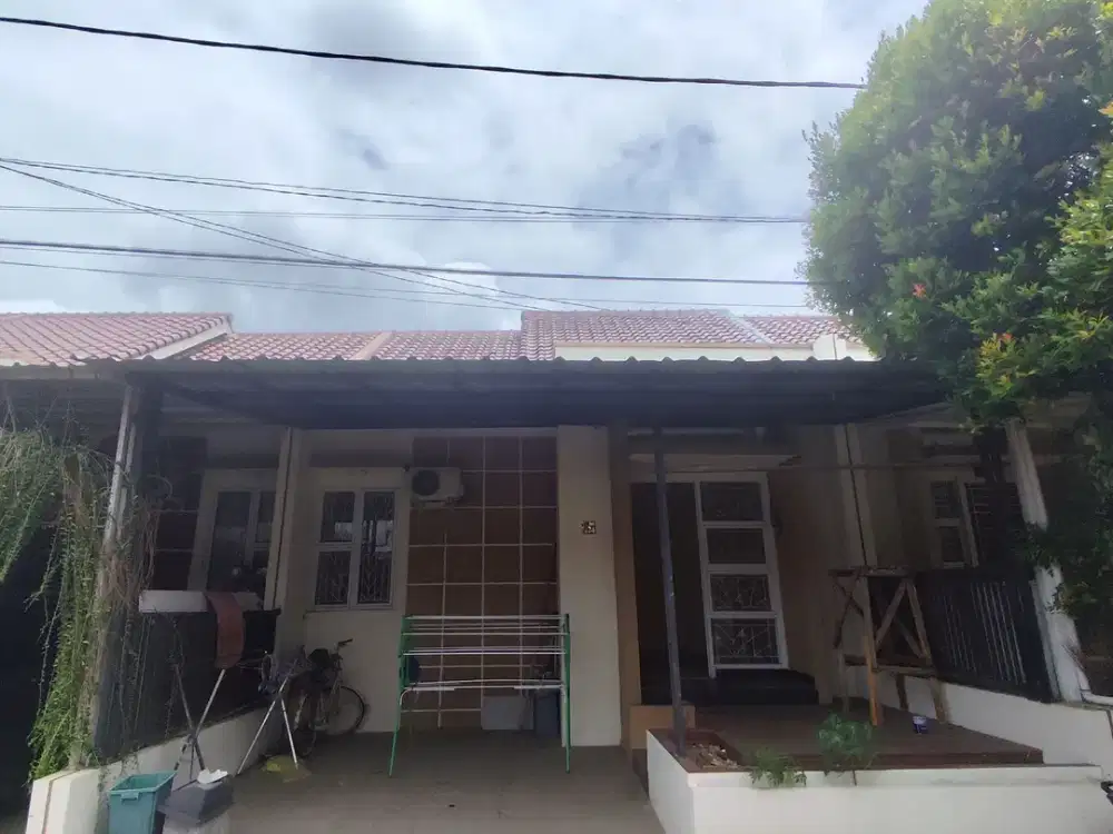 Rumah 1 Lt Strategis Selangkah ke Pintu Tol Pamulang Siap KPR J-32748