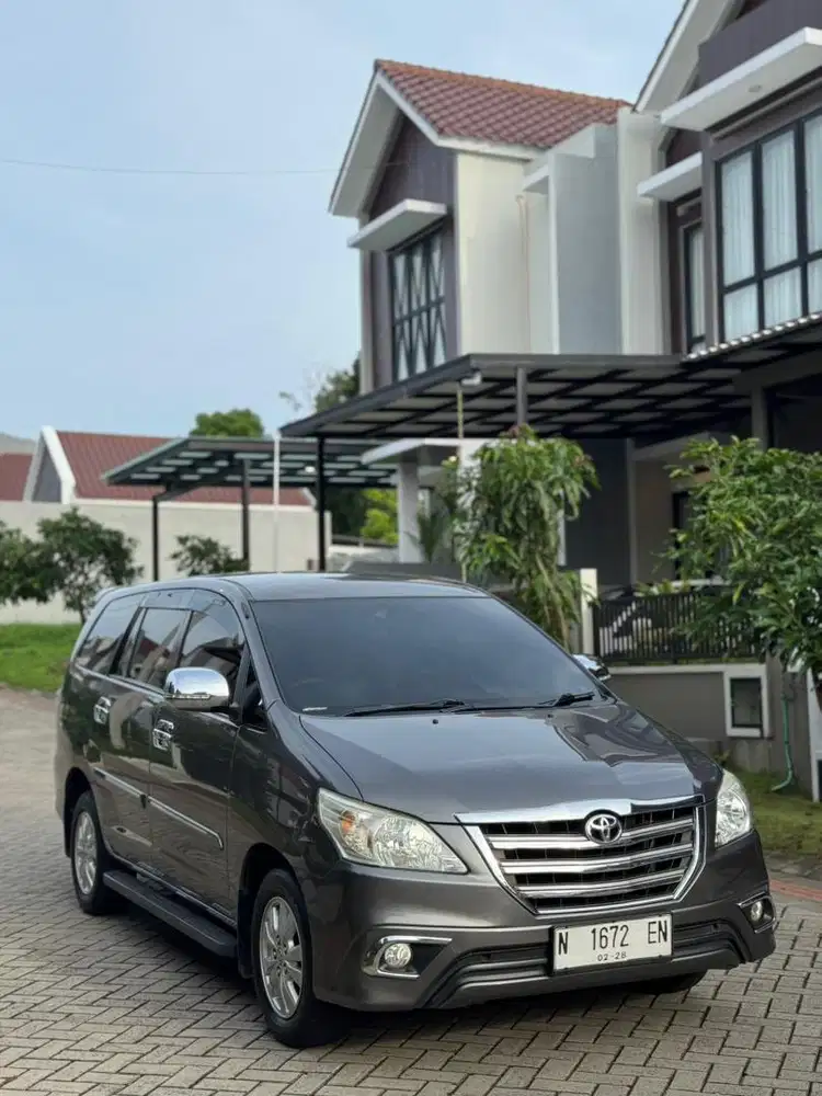 Toyota Kijang innova G matic diesel 2014