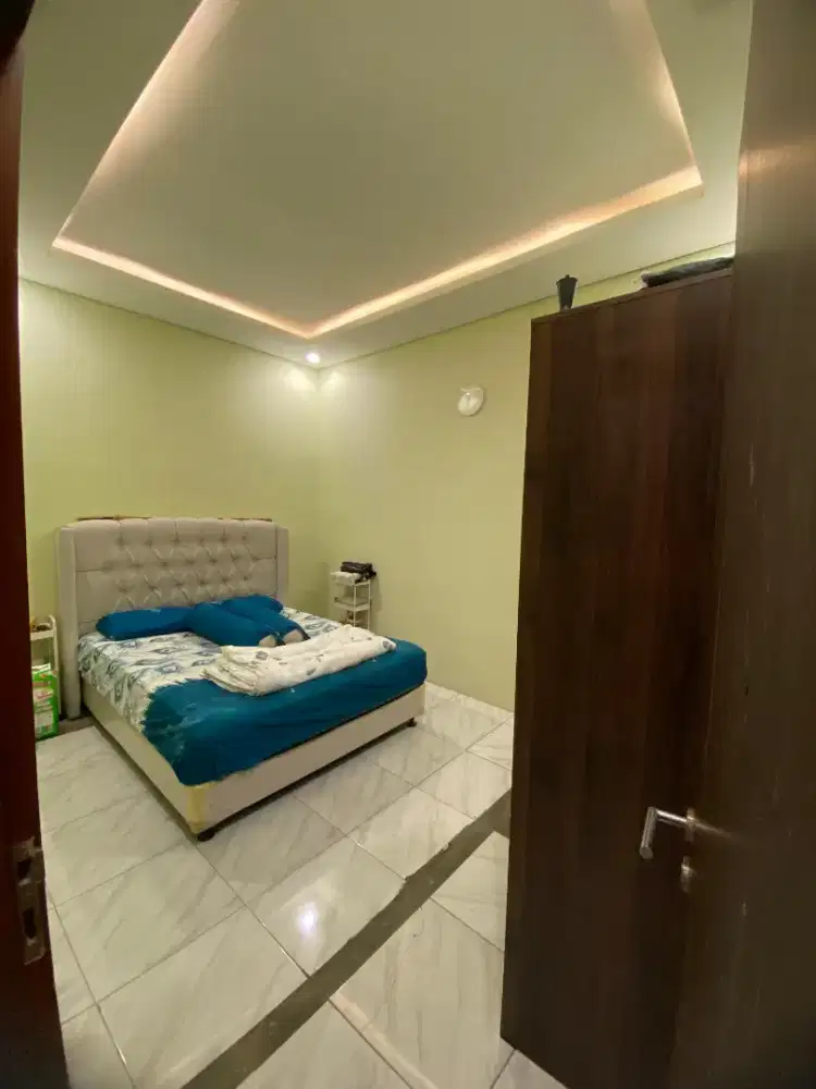 Disewakan rumah kota Bali bagus mewah
2 lantai