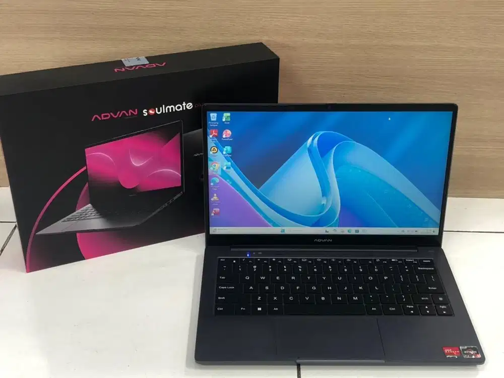 advan 1405/ryzen 5 3500u/8/256/fullset