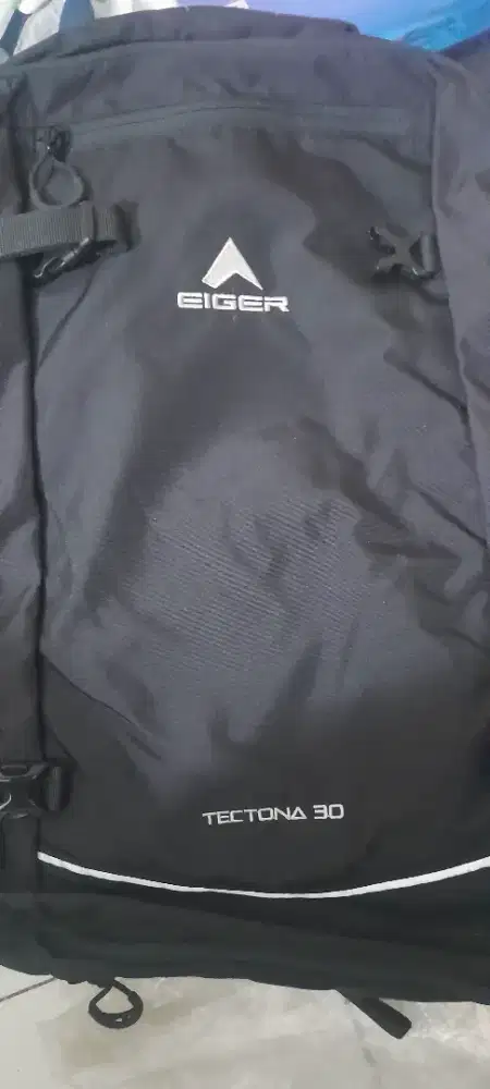 Tas ransel eiger