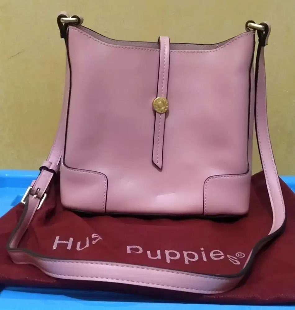 Tas Hush Puppies