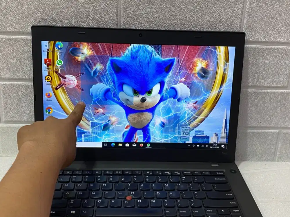 Laptop  Thinkpad T460 (touchreen) intel(R) Core (TM) i5-6300U