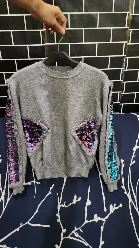 Atasan sweater wanita lengan pnjang