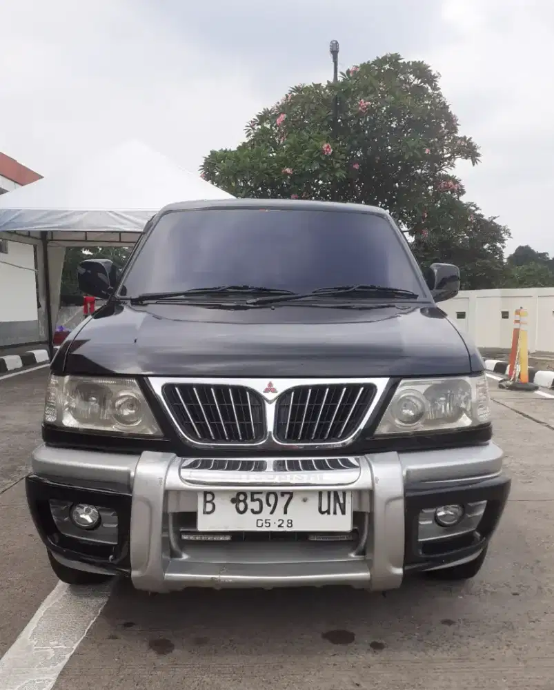 1.6 Mitsubishi Grandia Manual