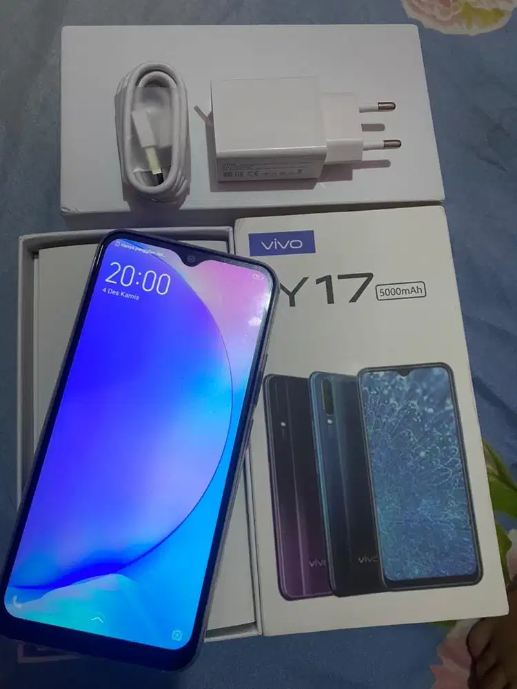 Vivo y17 ram8 |256gb