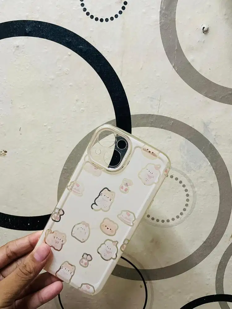 Case iPhone 12 Hanya 5 Ribu Per Case - HSC 2025