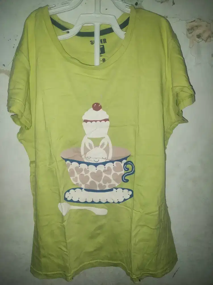 Kaos anak perempuan - HSC 2025