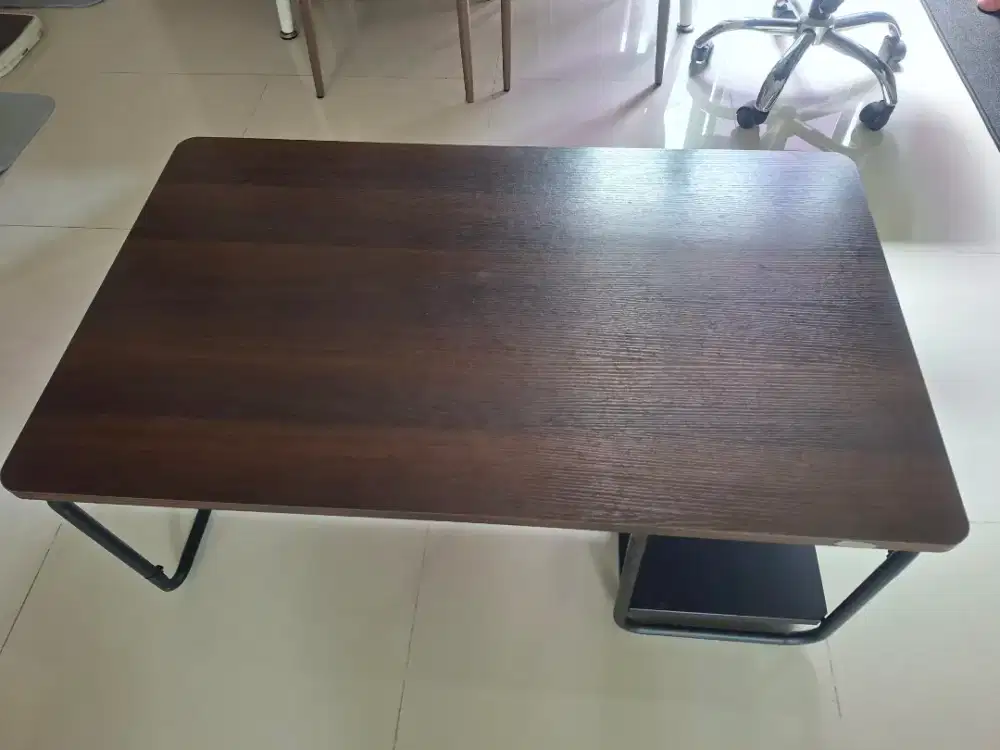 Meja Ruang Tamu Minimalis Informa