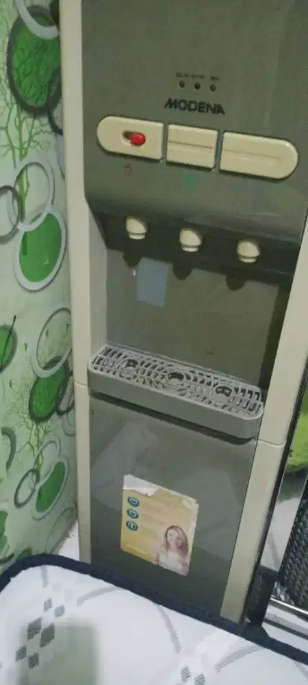 Jual cepat dispenser modena galon