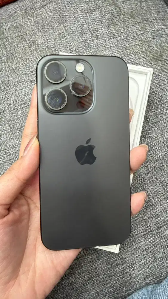 Iphone 15 pro 128 giga resmi