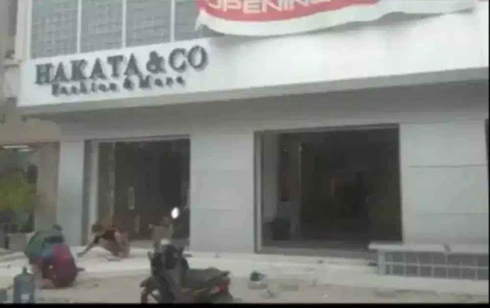 Cat milamin, cat Duco,  cat pagar, cat dinding/plafon, cet textur dll