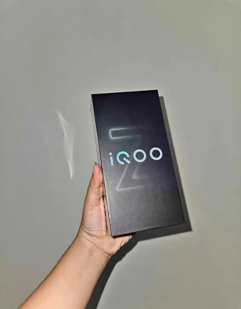 VIVO Z9X 5G 8/128 New