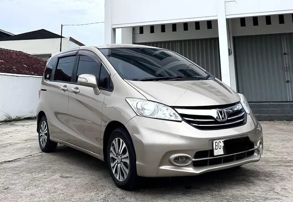 [Dp 20jt] Honda Freed Psd E matic 2013 ac dobble km rendah mulus sekal