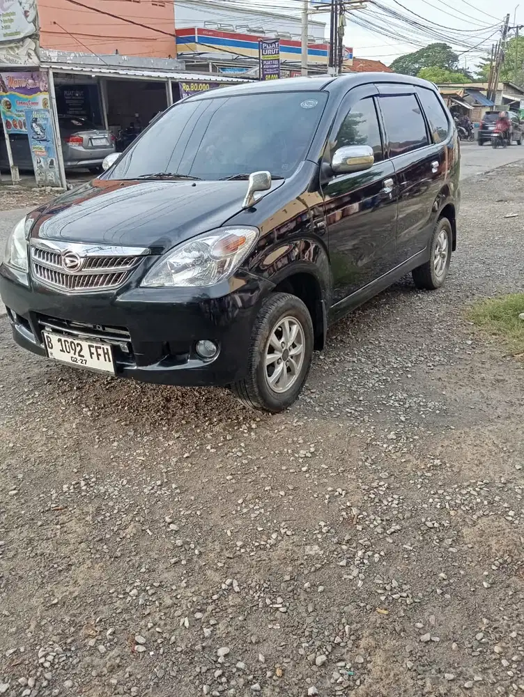 Daihatsu Xenia 2009 Bensin