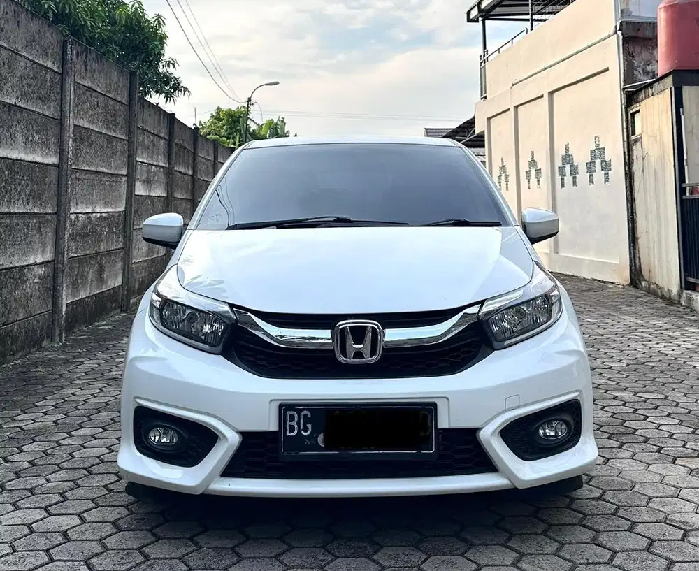 [Dp 15jt] Honda Brio E matic 2021 km rendah 40rb orisinil mulus sekali