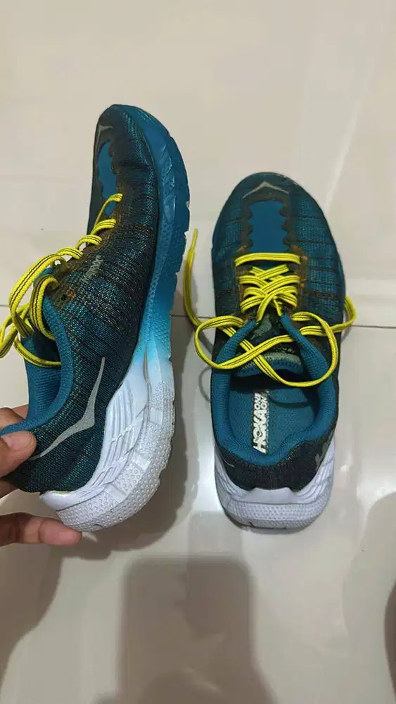 dijual sepatu hoka running shoes