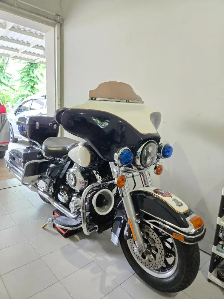 Electra Police 2008 anniv 100th police