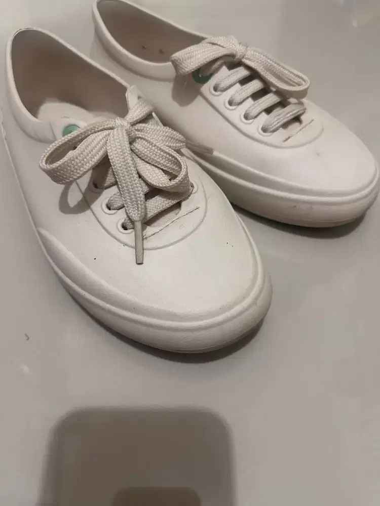 dijual sepatu melissa