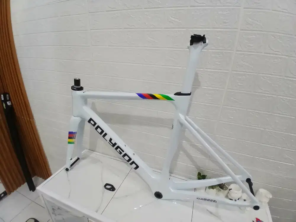 FRAMESET POLYGON HELIOS A8X REPAINT PREMIUM UCI WORLD CHAMPIONS