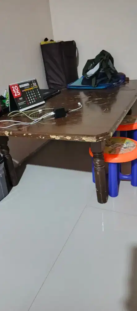 Meja Kayu Jati Keramat