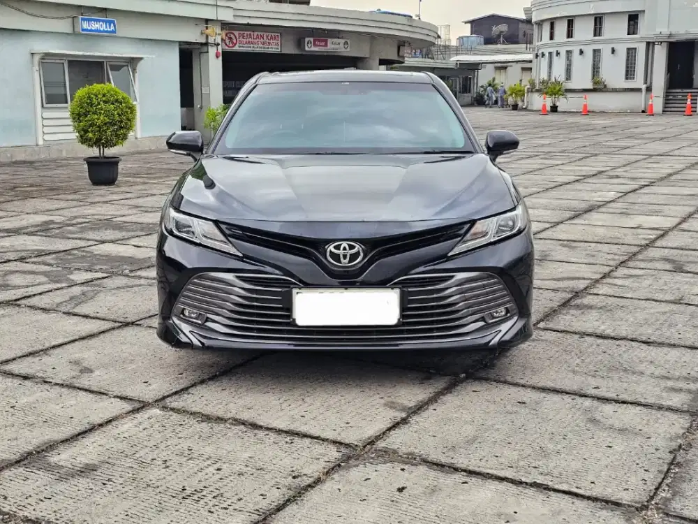 Km 27 rbuan camry 2.5 v at 2019 hitam