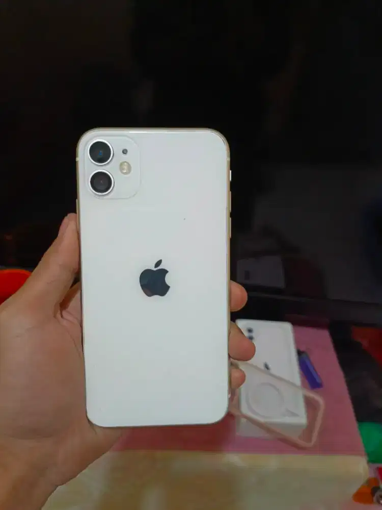 iphone 11 64GB inter