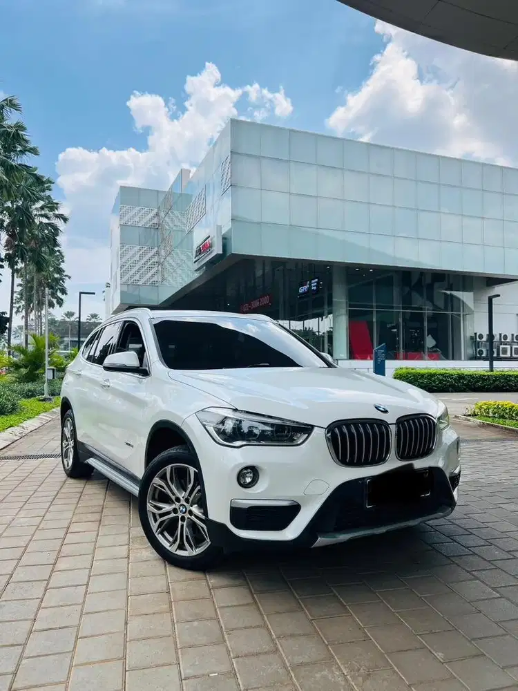 MURAH BMW X1 PUTIH PANORAMIC SUNROOF ANTIK PLAT CANTIK HOKI MULUS JOSS