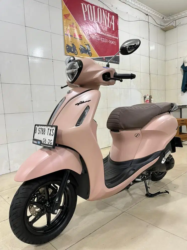 GRAND FILANO 2025 PAJAK HIDUP 06-2026 LOW KM 1rb GRESS MESIN OK