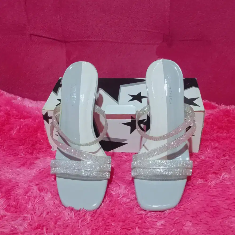 Sendal wanita heels