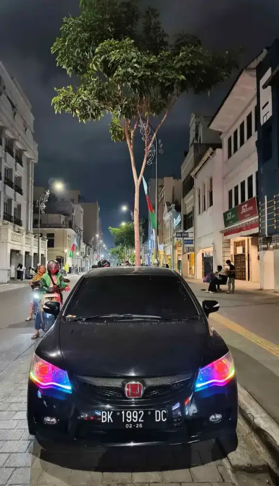 Honda civic fd 1.8 AT 2010